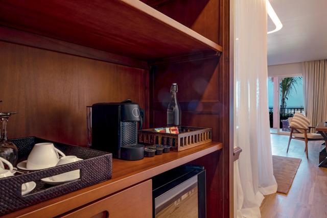 Personalized Mini Bar