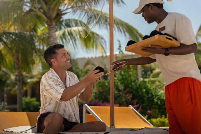 ACC_953389_ AC132612097__TM-The Mora Zanzibar-Eclipse poolside service-1 The Complete Guide to The Mora Zanzibar's All-Inclusive Experience